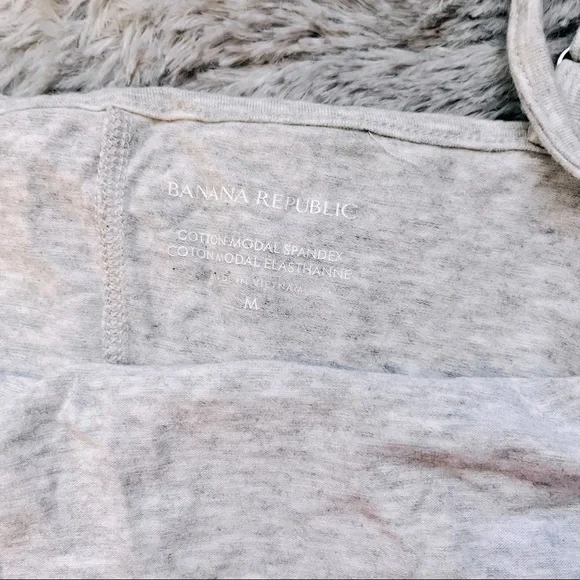 Basic grey tank - Picture 3 of 3